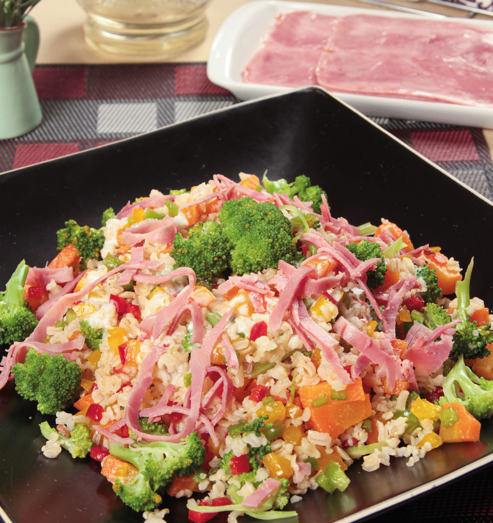 Arroz integral con jamón y vegetales