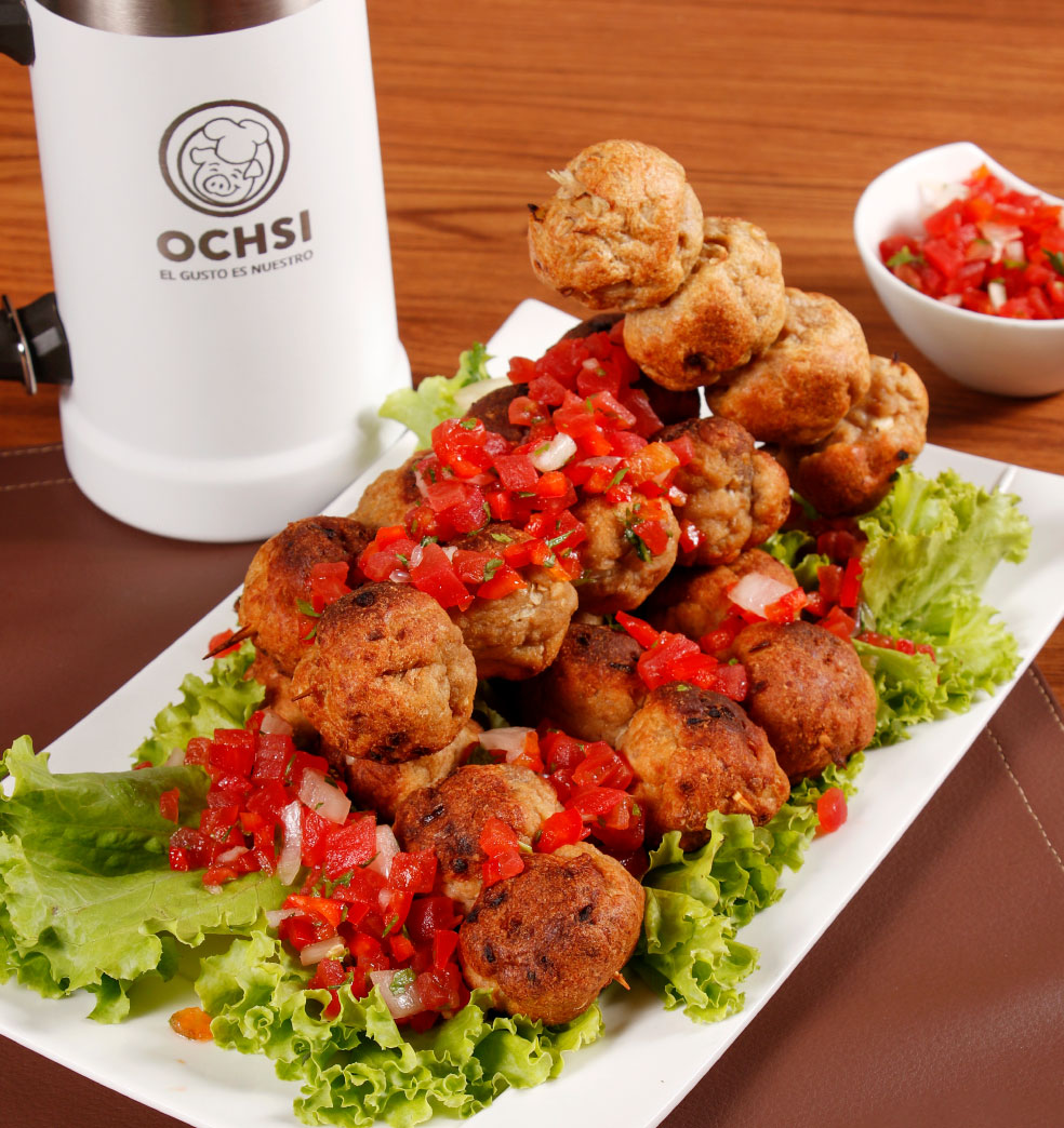 Brochetas de cerdo diferentes