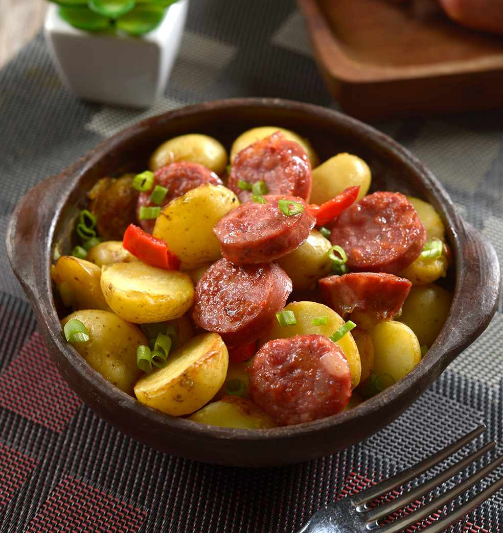 Chorizos con papa al horno