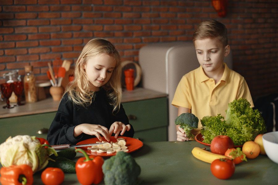 La nutrición de los niños: Importancia de la enseñanza y el ejemplo