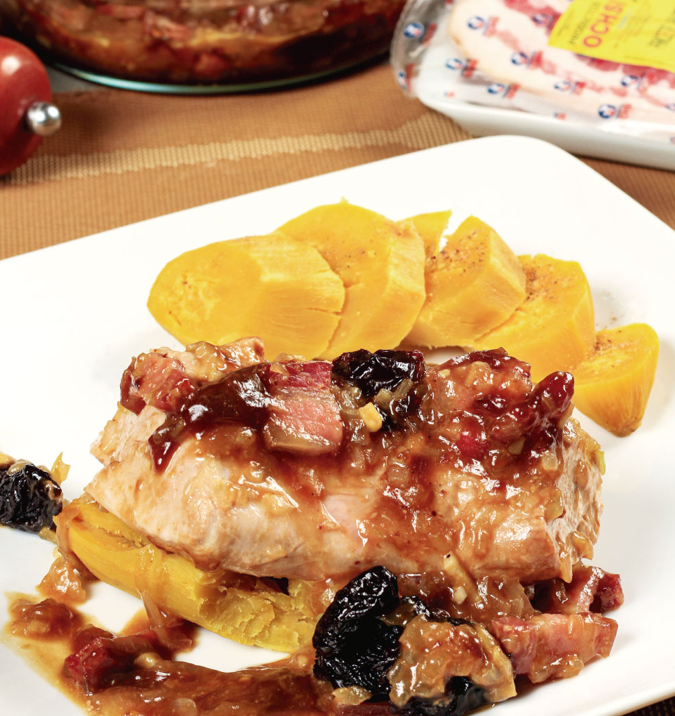 Lomito de cerdo en salsa de ciruelas pasas y panceta