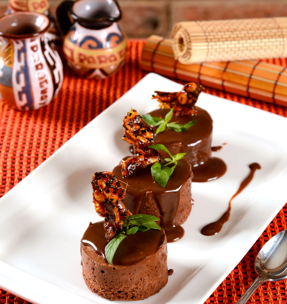 Mousse de chocolate con crocante de almendras
