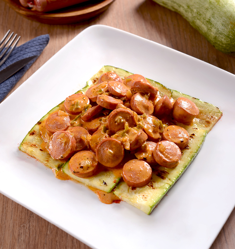 Strogonoff de panchos con zucchini grillado 