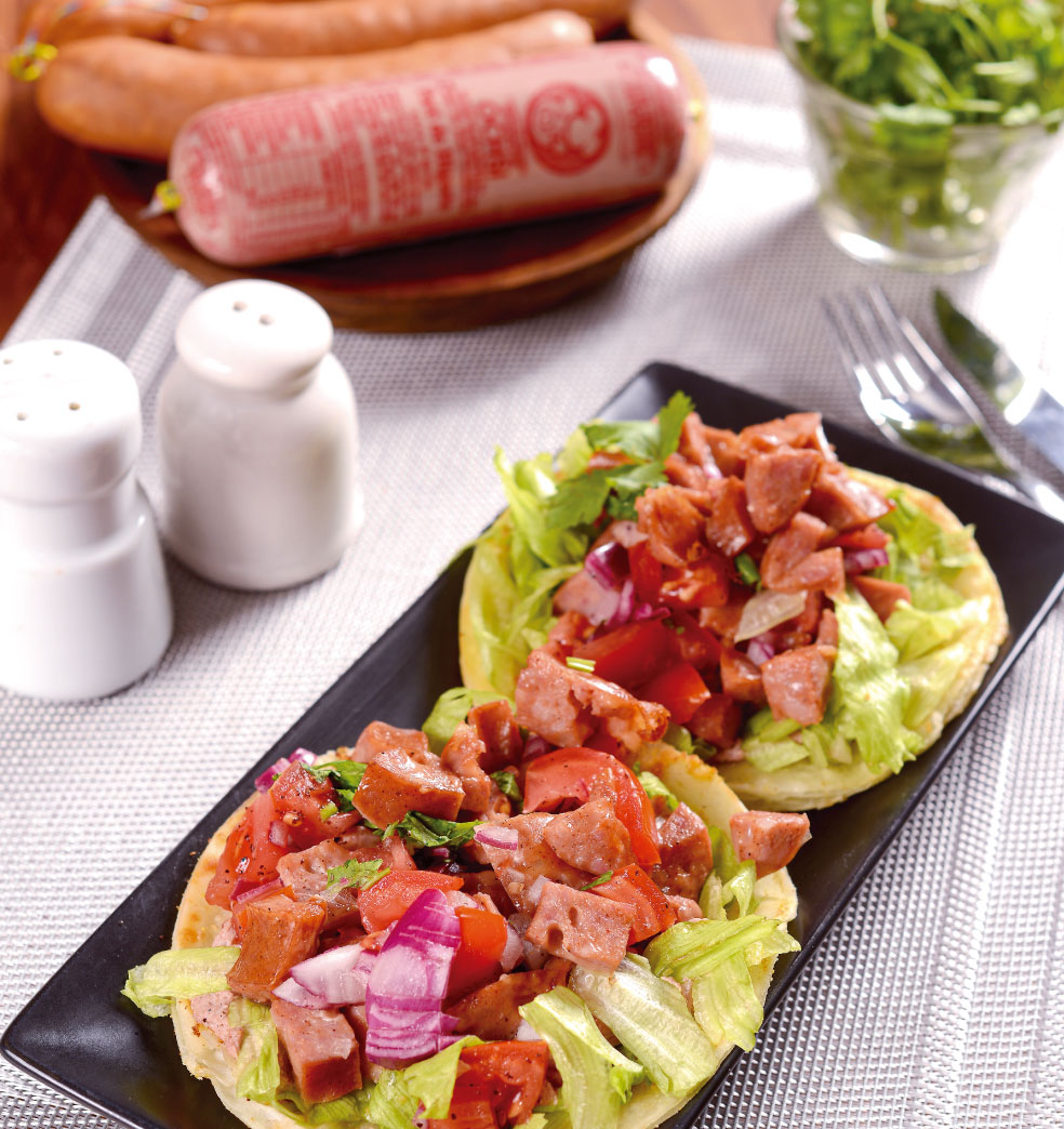 Tostadas mexicanas con paté y chorizos con queso (4 personas)